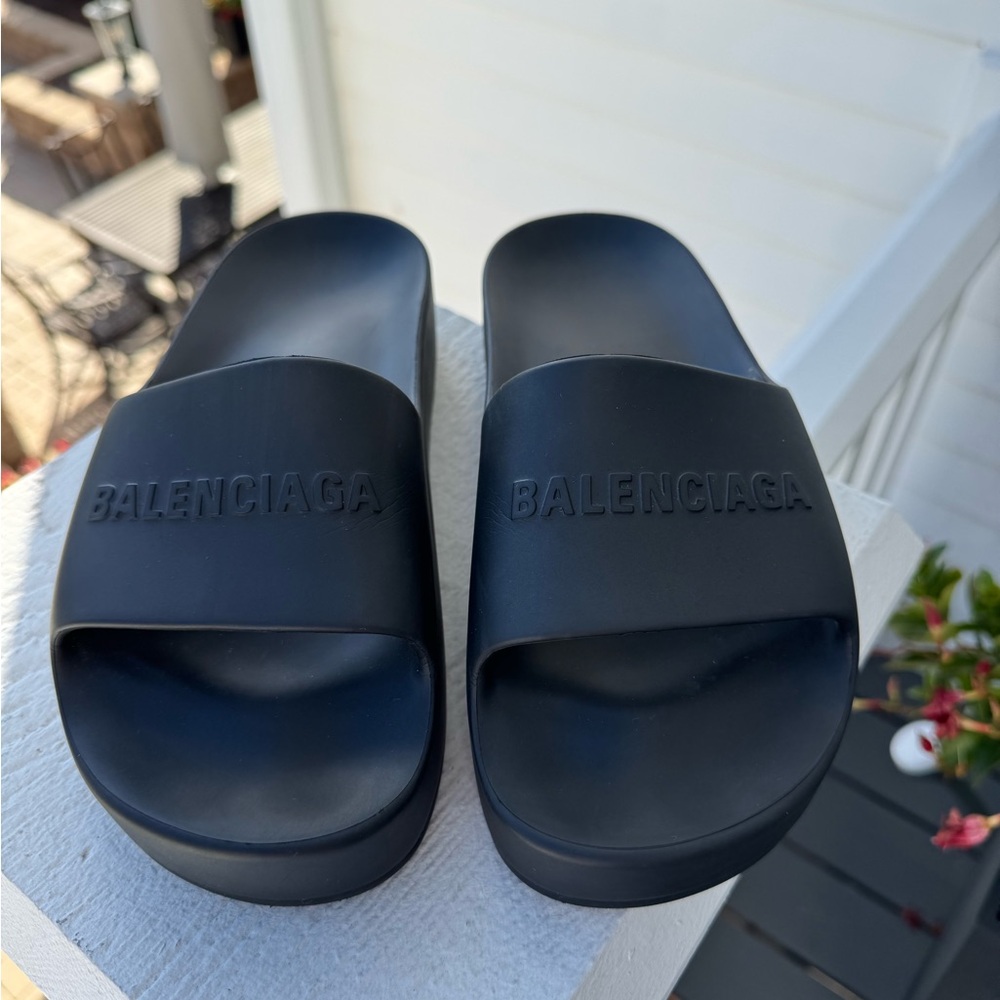 EUC Balenciaga Black Chunky Women's Sandals 8